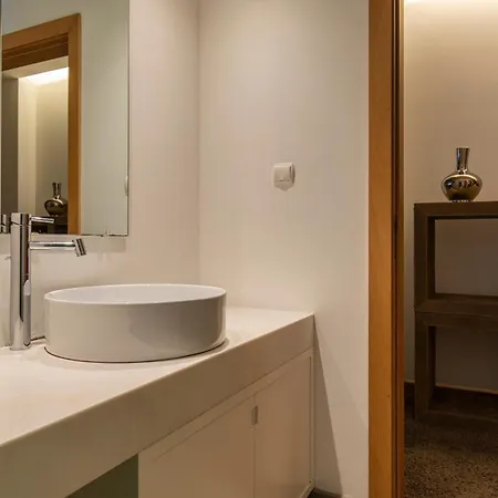 Engenheiro Miguel Pais 11 Apartman