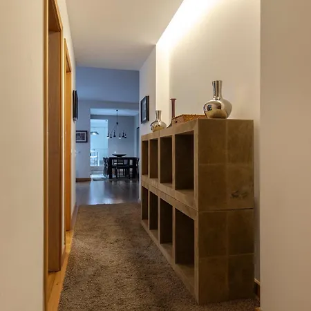 Apartman Engenheiro Miguel Pais 11 *
